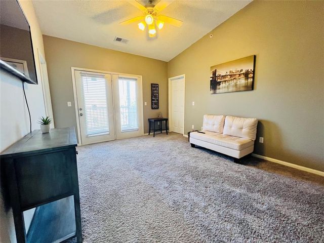 2200 Classen Boulevard 1132, Norman, OK 73071