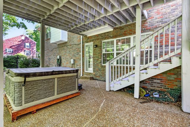 136 River Chase, Hendersonville, TN 37075