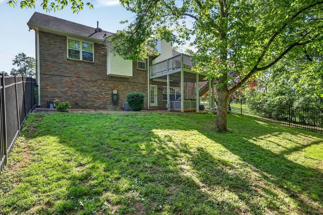 136 River Chase, Hendersonville, TN 37075