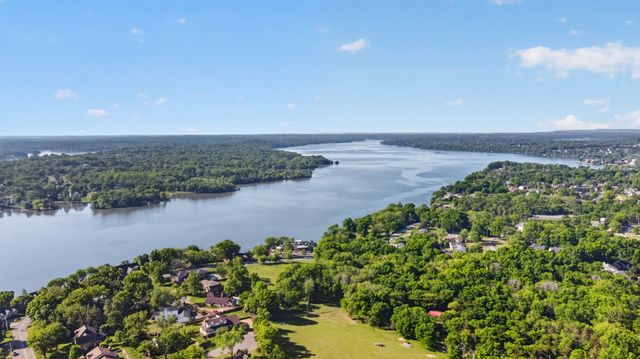 136 River Chase, Hendersonville, TN 37075