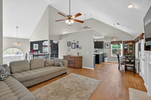 136 River Chase, Hendersonville, TN 37075