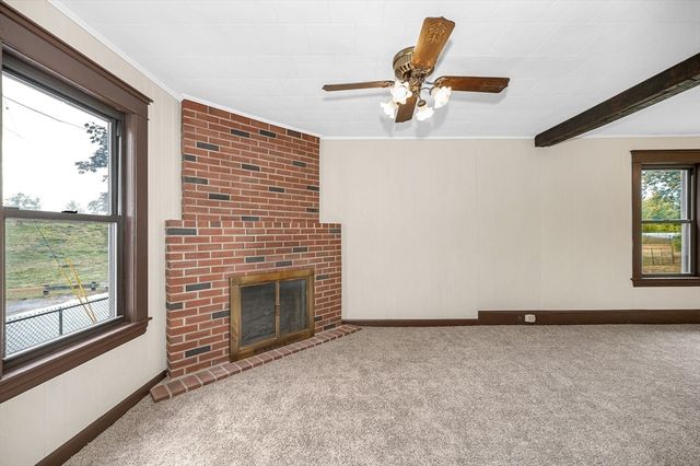 37 Beaudry St, Lowell, MA 01850