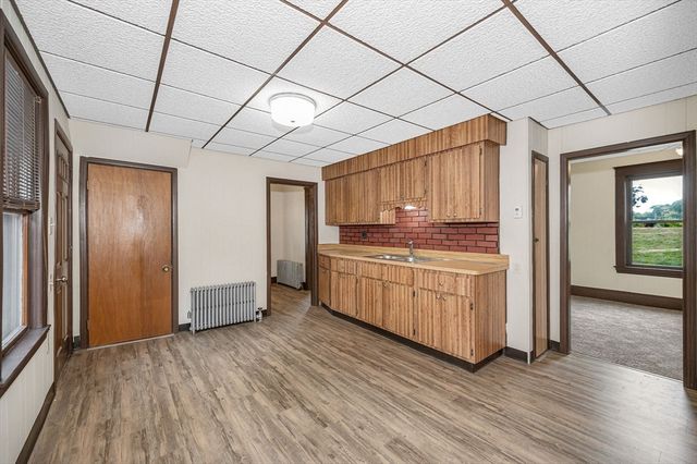 37 Beaudry St, Lowell, MA 01850