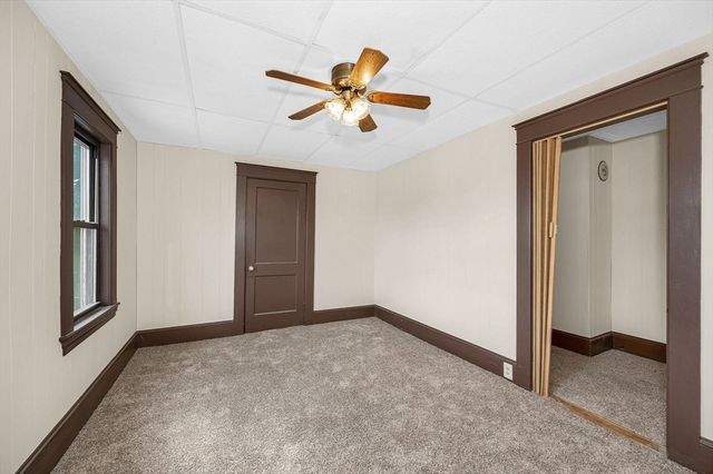 37 Beaudry St, Lowell, MA 01850