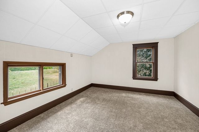 37 Beaudry St, Lowell, MA 01850