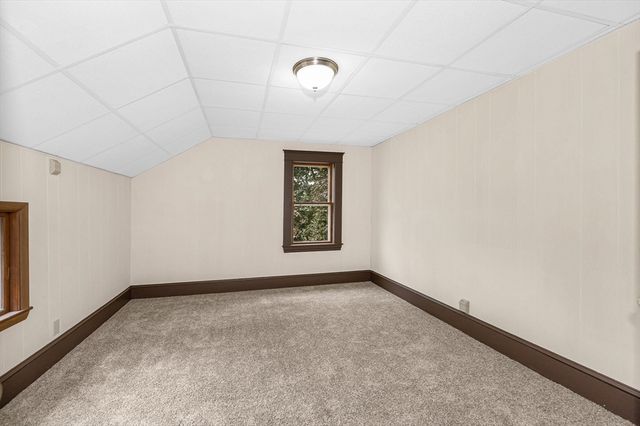 37 Beaudry St, Lowell, MA 01850