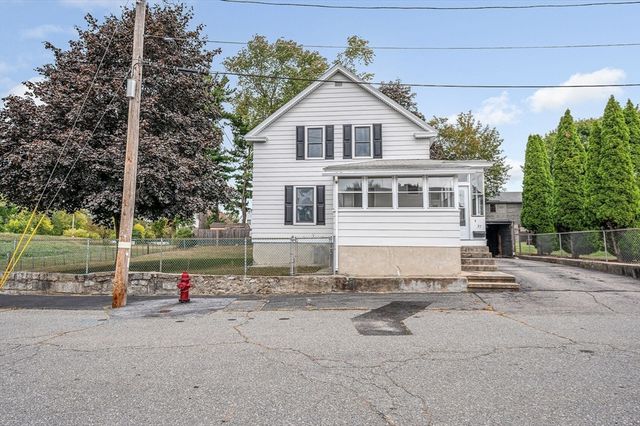 37 Beaudry St, Lowell, MA 01850