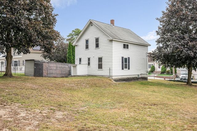 37 Beaudry St, Lowell, MA 01850