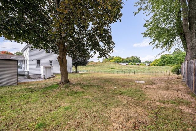 37 Beaudry St, Lowell, MA 01850