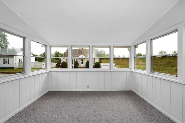 37 Beaudry St, Lowell, MA 01850