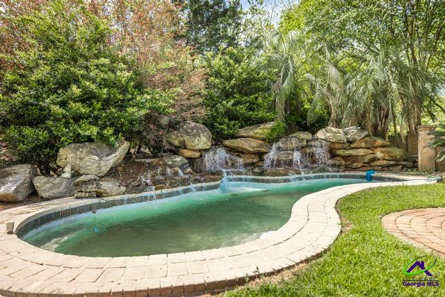105 Orchard Ln, Centerville, GA 31028