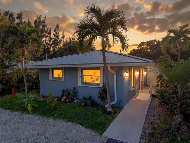 721 E Coast Avenue, Lantana, FL 33462