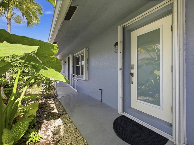 721 E Coast Avenue, Lantana, FL 33462