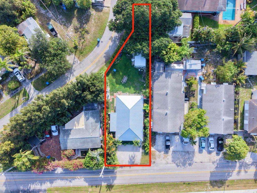 721 E Coast Avenue, Lantana, FL 33462