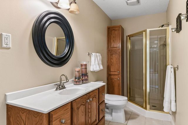 9113 Sunnyvale Drive, Chanhassen, MN 55317