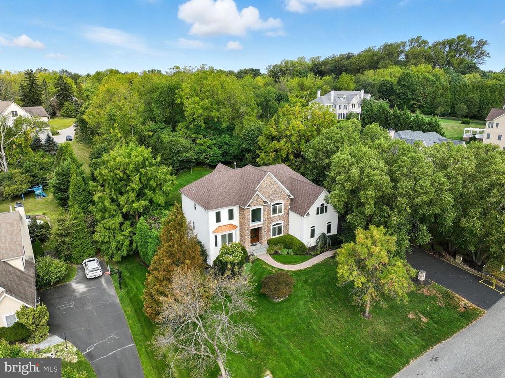 2099 DEEP MEADOW LN, Lansdale, PA 19446