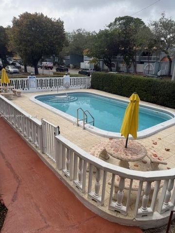 520 NE 38th St 1, Miami, FL 33137