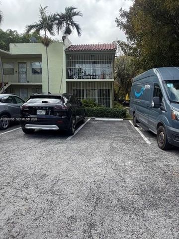 520 NE 38th St 1, Miami, FL 33137