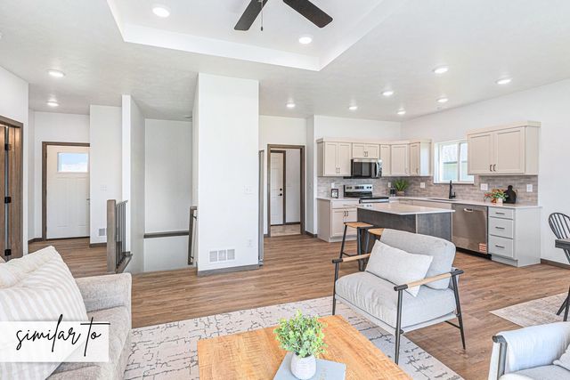 9204 W Counsel St Street, Sioux Falls, SD 57106