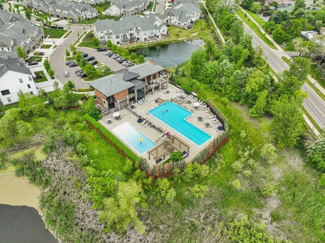 3056 N Spurway Drive, Ann Arbor, MI 48105