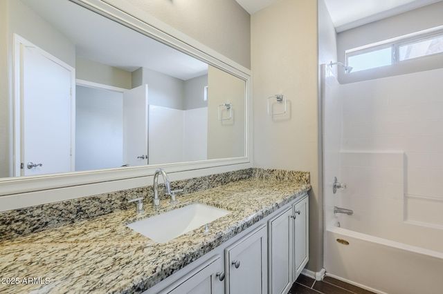 21829 N 40TH Place, Phoenix, AZ 85050