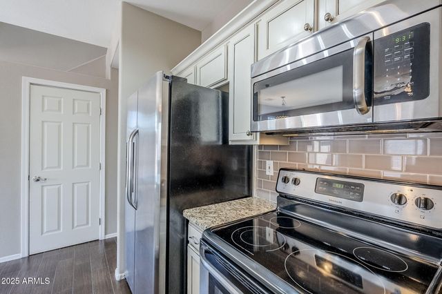 21829 N 40TH Place, Phoenix, AZ 85050