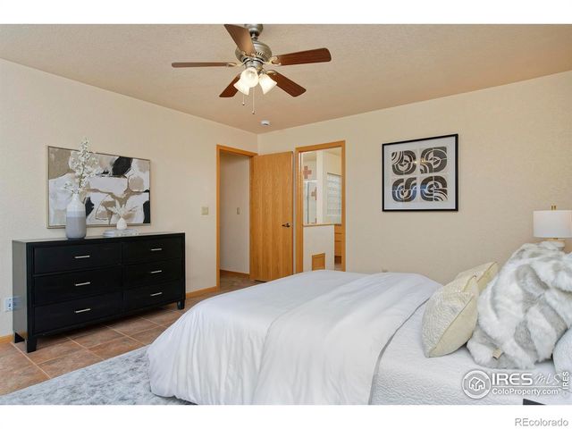 989 W 41st Street, Loveland, CO 80538