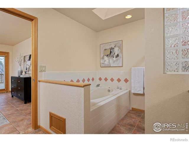 989 W 41st Street, Loveland, CO 80538