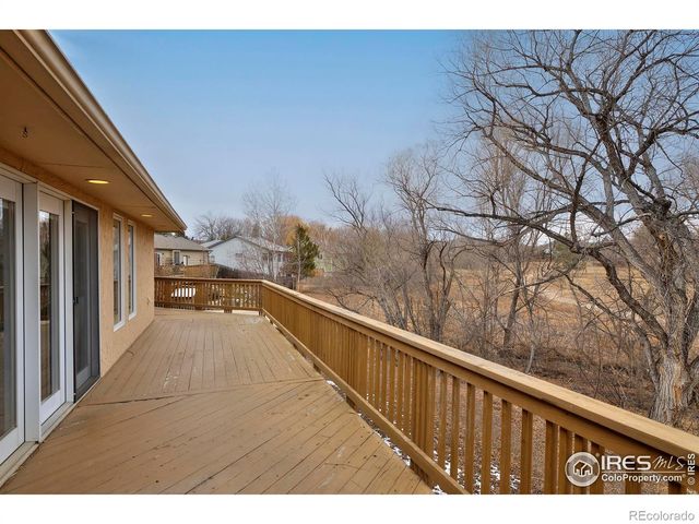 989 W 41st Street, Loveland, CO 80538