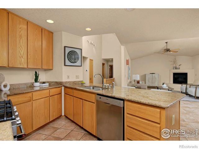 989 W 41st Street, Loveland, CO 80538