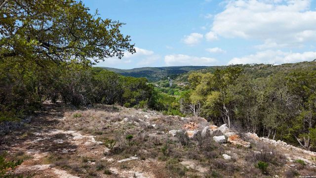 3980 SUMMIT HURST DR, New Braunfels, TX 78132