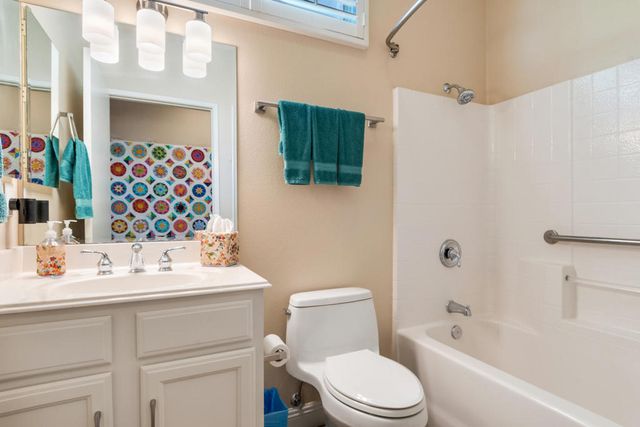 78663 Stansbury Court, Palm Desert, CA 92211