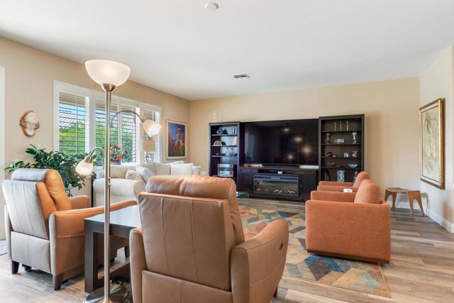 78663 Stansbury Court, Palm Desert, CA 92211