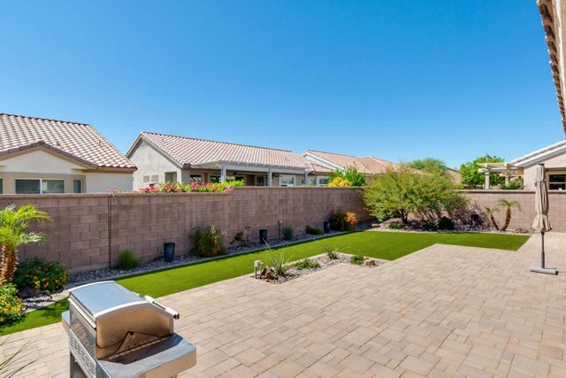 78663 Stansbury Court, Palm Desert, CA 92211