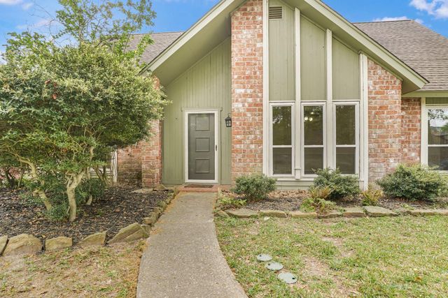2918 Laurel Fork Drive, Kingwood, TX 77339