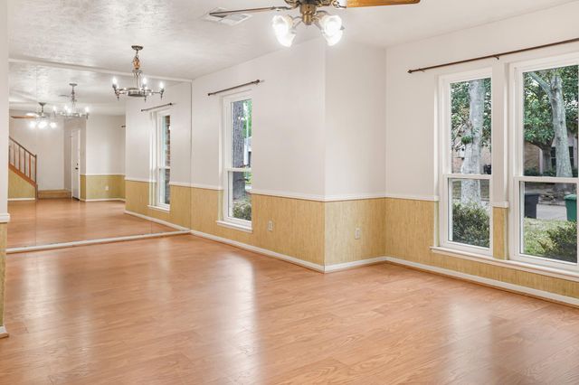 2918 Laurel Fork Drive, Kingwood, TX 77339