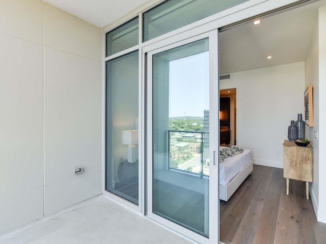 501 West Ave 2002, Austin, TX 78701