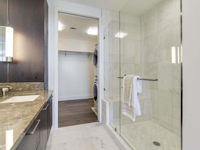 501 West Ave 2002, Austin, TX 78701