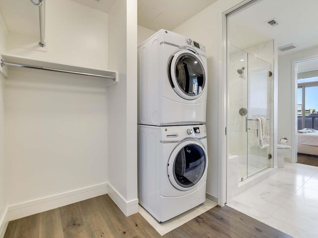 501 West Ave 2002, Austin, TX 78701