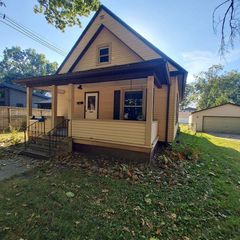 303 N Draper Avenue, Champaign, IL 61821