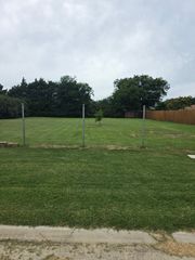 306 Brookfield Drive, Boyd, TX 76023