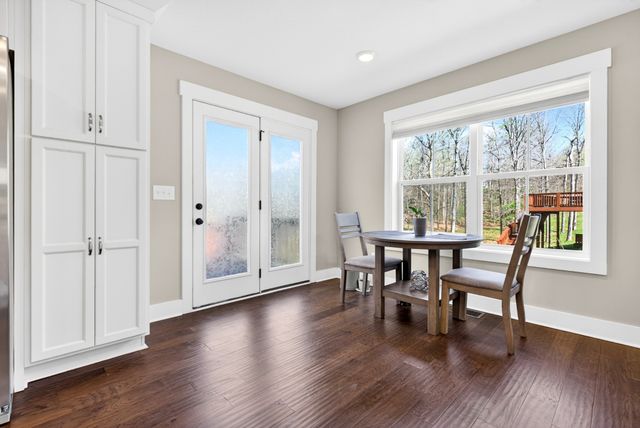 731 Hogan Rd, Clarksville, TN 37043