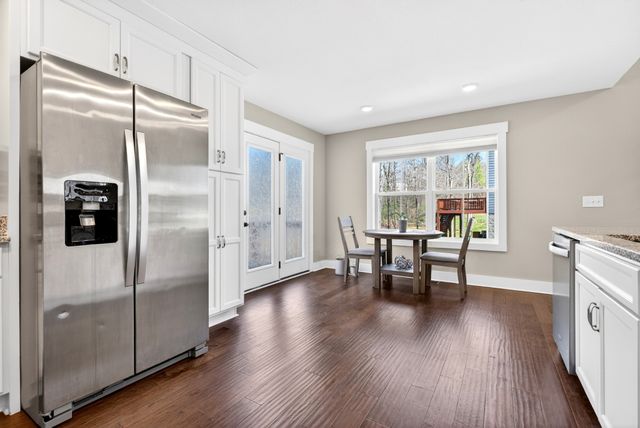 731 Hogan Rd, Clarksville, TN 37043