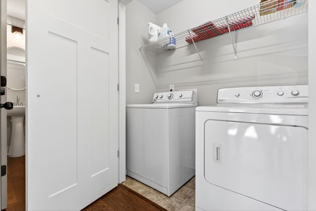 731 Hogan Rd, Clarksville, TN 37043