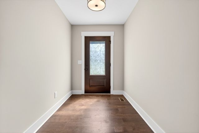 731 Hogan Rd, Clarksville, TN 37043