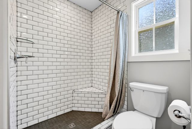 731 Hogan Rd, Clarksville, TN 37043