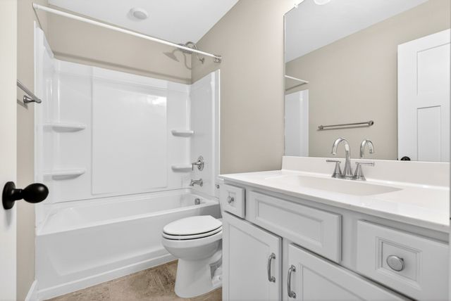 731 Hogan Rd, Clarksville, TN 37043