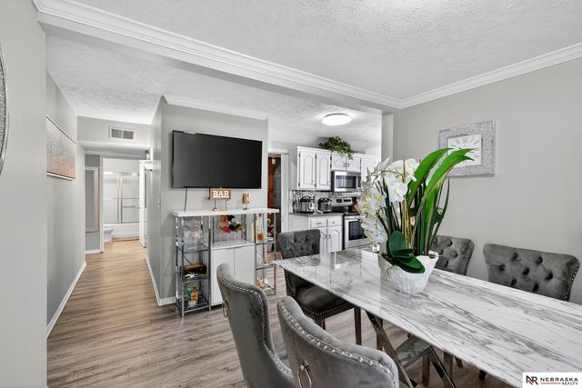 6615 Seward Street, Omaha, NE 68104