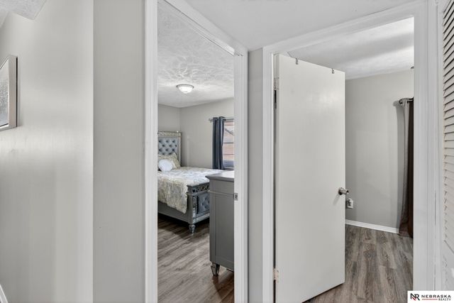 6615 Seward Street, Omaha, NE 68104