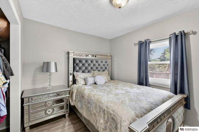 6615 Seward Street, Omaha, NE 68104